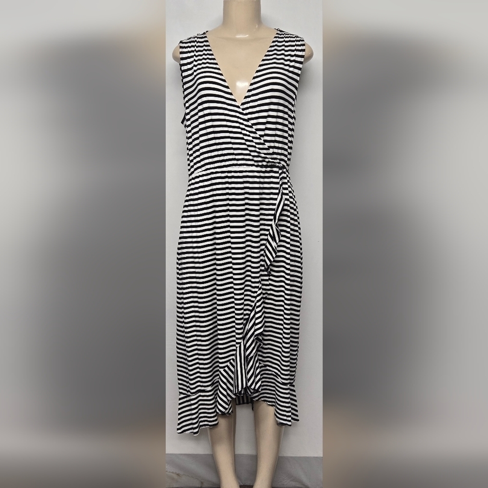 Apt. 9 Ruffle Hem Maxi Dress L Striped Empire Waist Sleeveless Stretch Knit